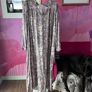 Karlie maxi Floral Long Sleeve Dress